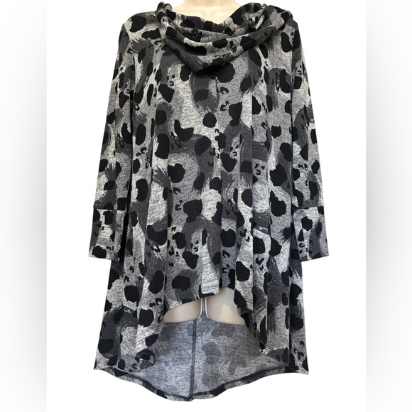 IC By Connie K Sz S Black/Gray Print Lagenlook Tunic Attached Scarf - Picture 1 of 6